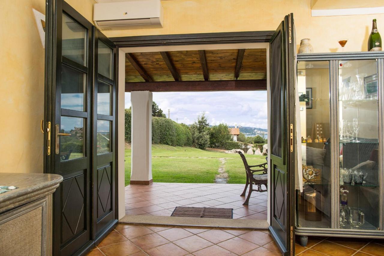 Villa Iris With Pool Baja Sardinia Esterno foto