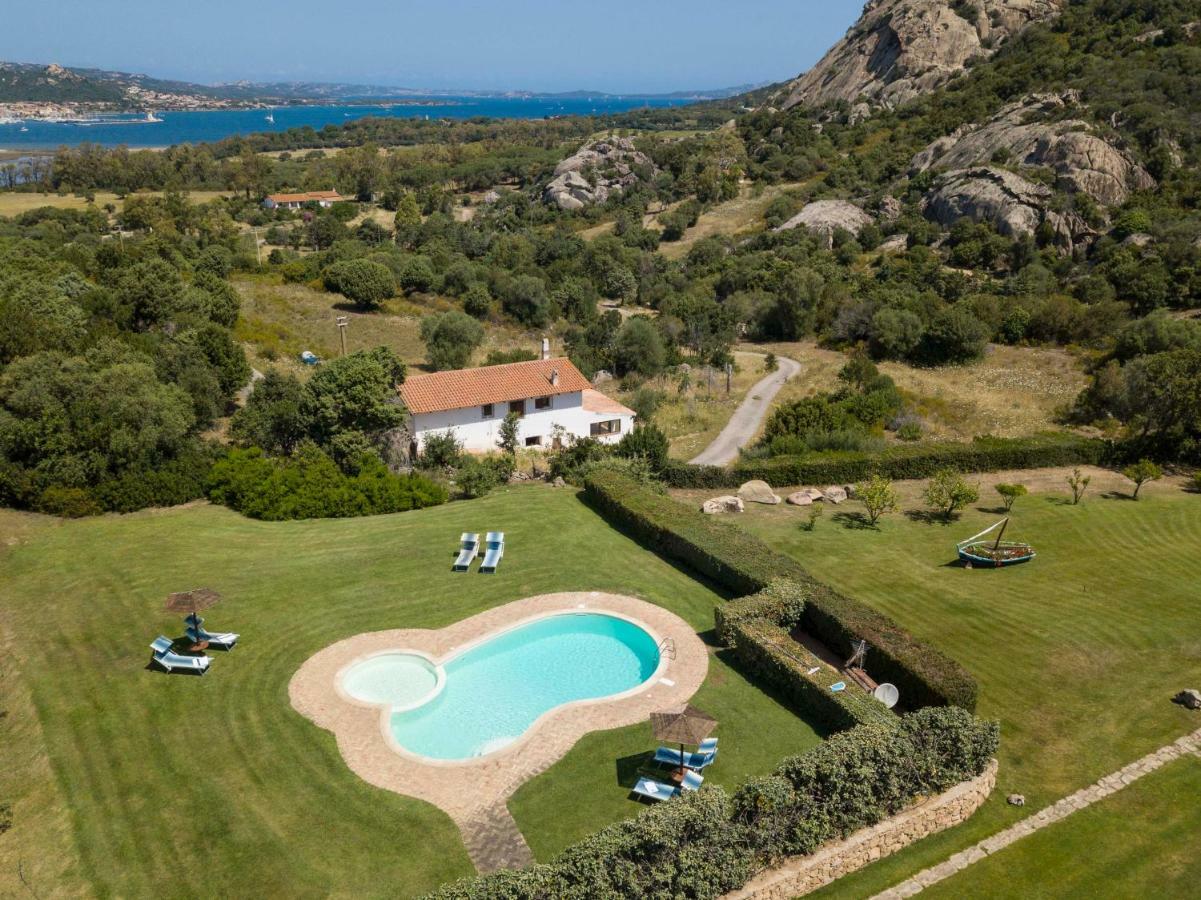 Villa Iris With Pool Baja Sardinia Esterno foto