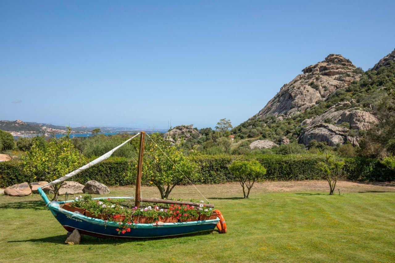 Villa Iris With Pool Baja Sardinia Esterno foto